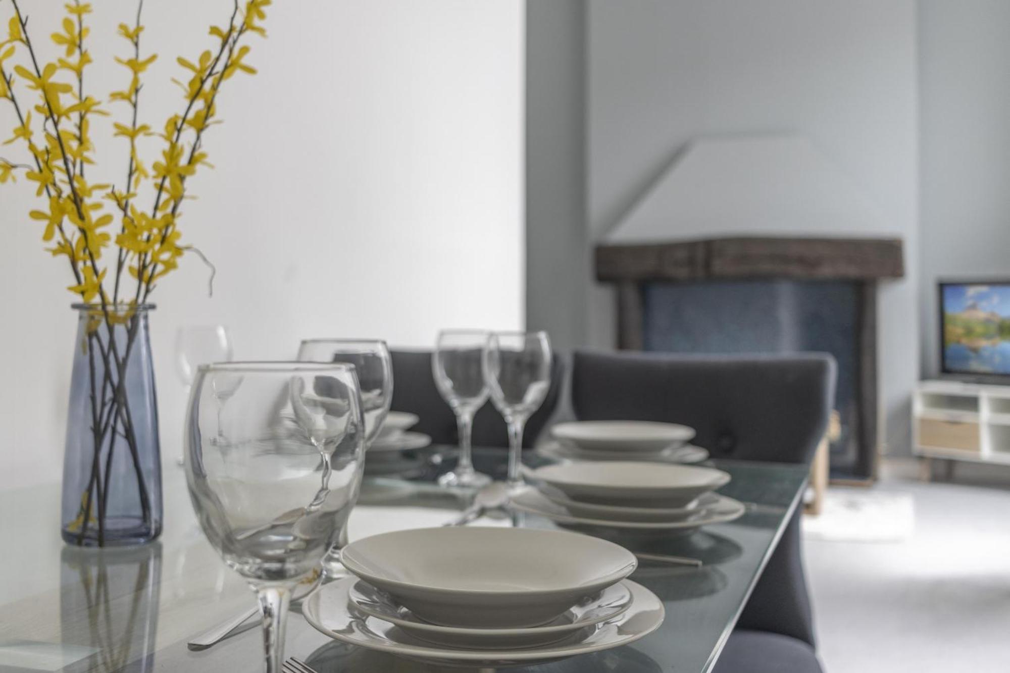 Alexandra - Large 3 Bed Perfect For Contractors, Free Parking, Fast Wifi And Great Value! Apartman Plymouth Kültér fotó