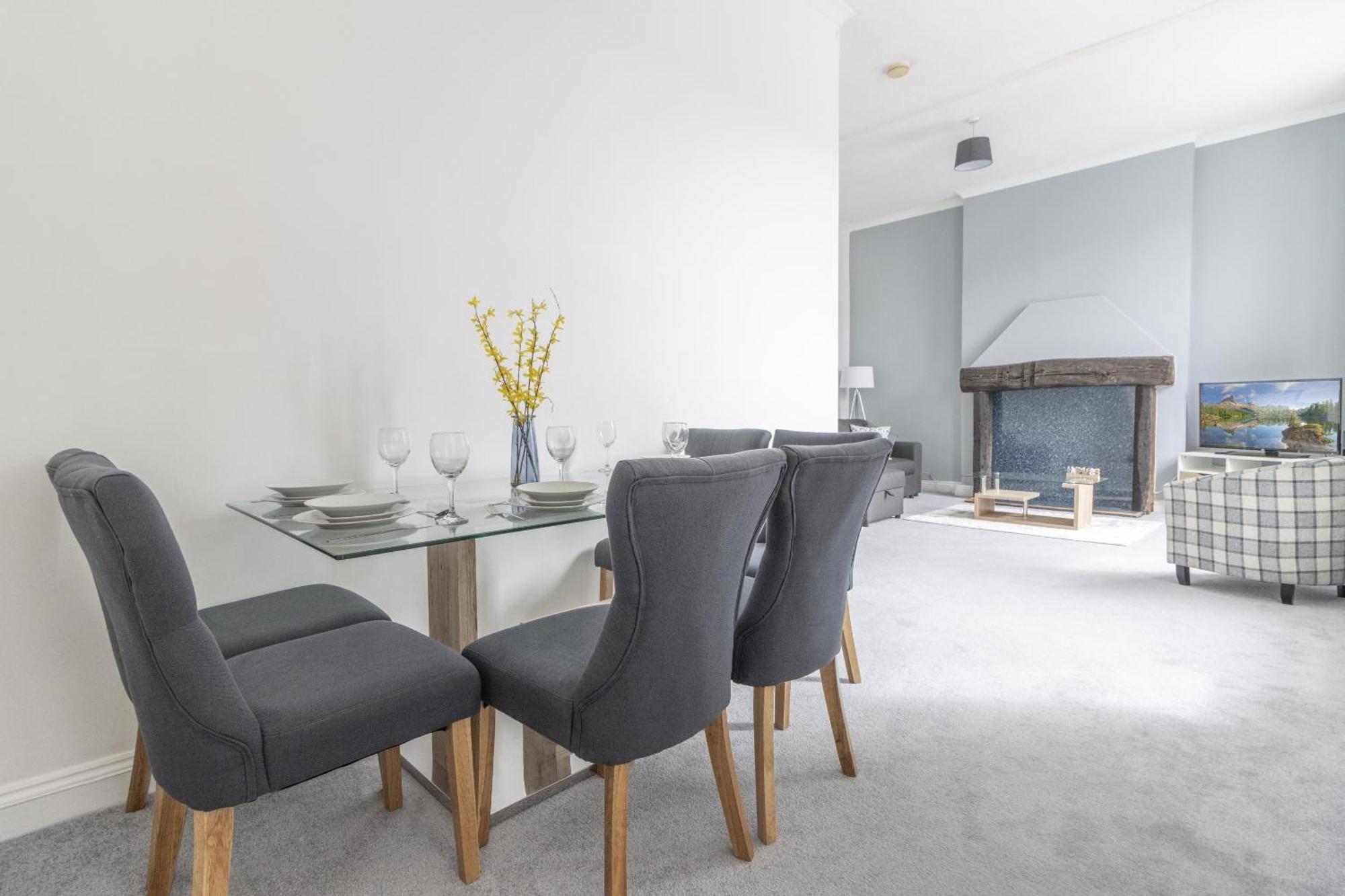Alexandra - Large 3 Bed Perfect For Contractors, Free Parking, Fast Wifi And Great Value! Apartman Plymouth Kültér fotó