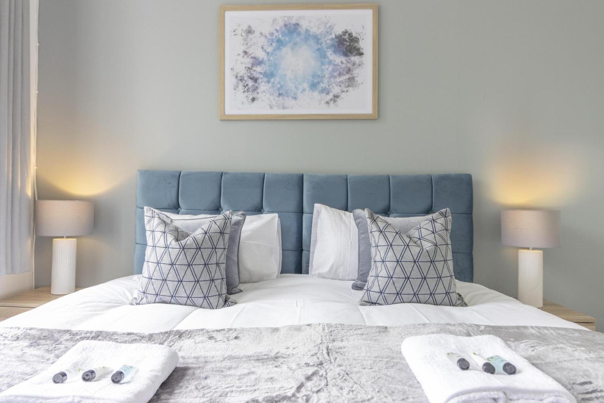 Alexandra - Large 3 Bed Perfect For Contractors, Free Parking, Fast Wifi And Great Value! Apartman Plymouth Kültér fotó