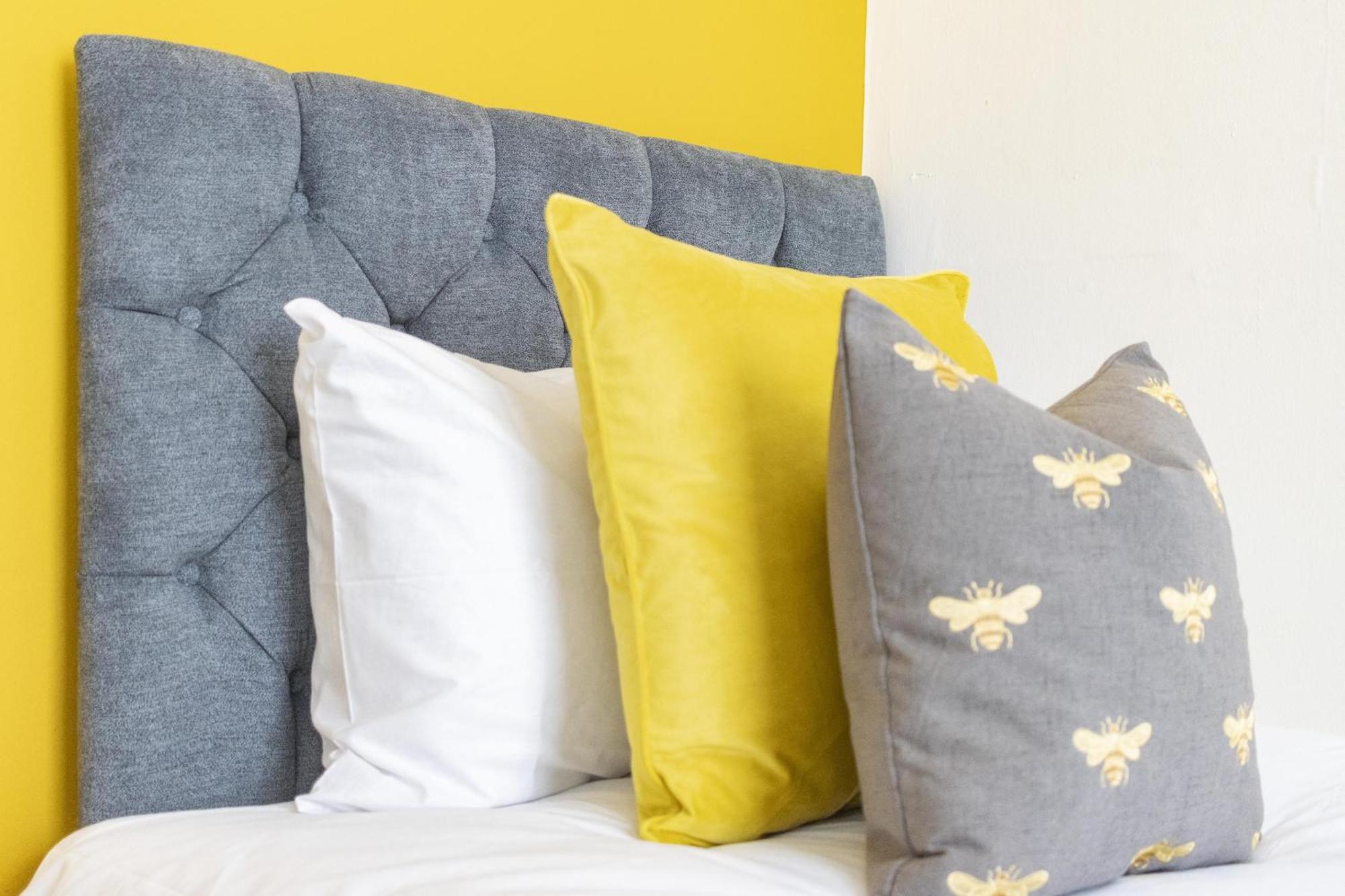 Alexandra - Large 3 Bed Perfect For Contractors, Free Parking, Fast Wifi And Great Value! Apartman Plymouth Kültér fotó